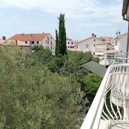 Ana Rooms Krk Town Exterior photo