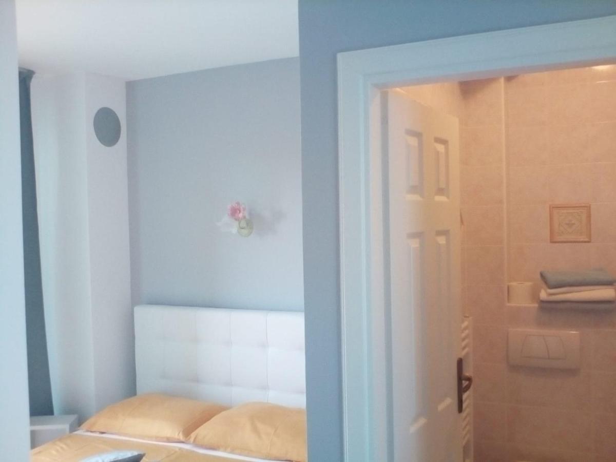 Ana Rooms Krk Town Exterior photo