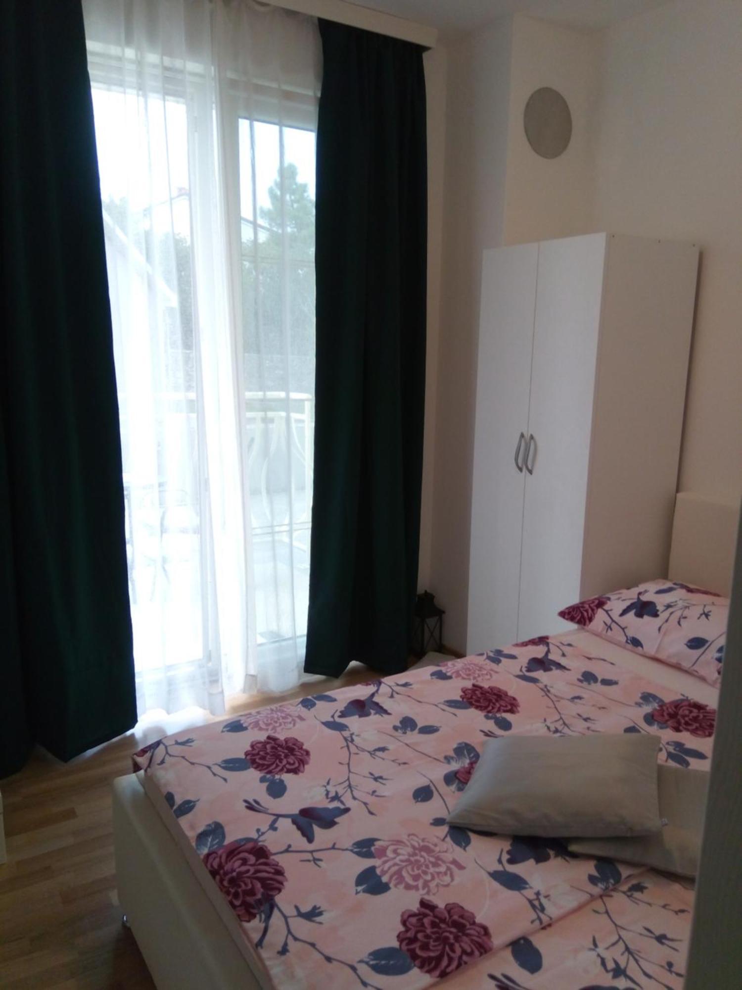 Ana Rooms Krk Town Exterior photo