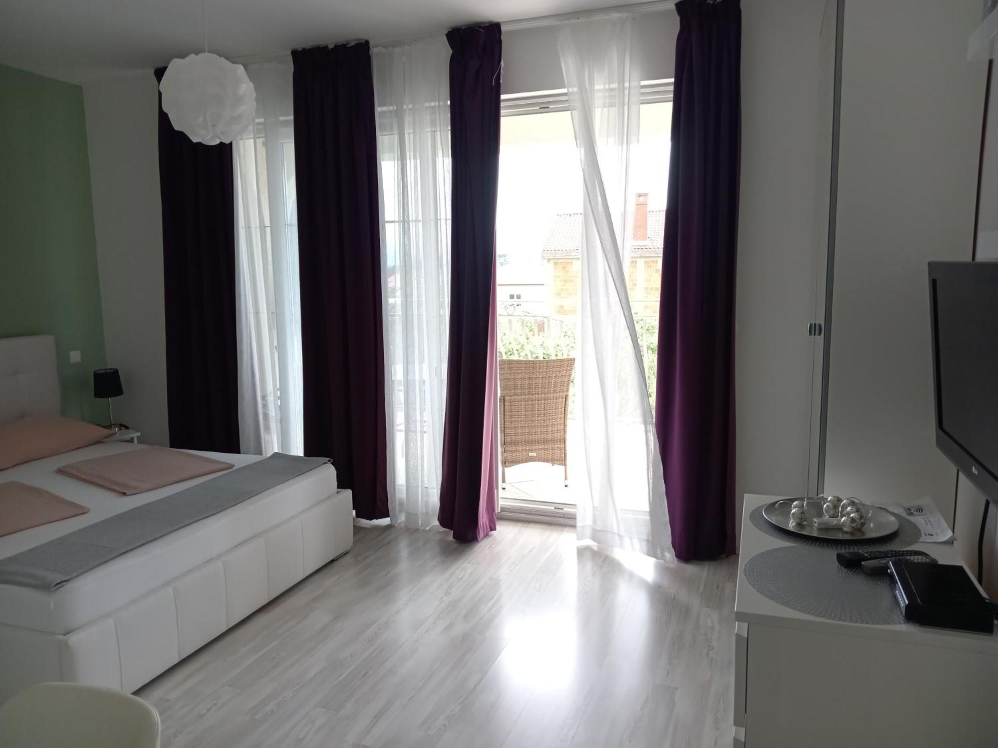 Ana Rooms Krk Town Exterior photo