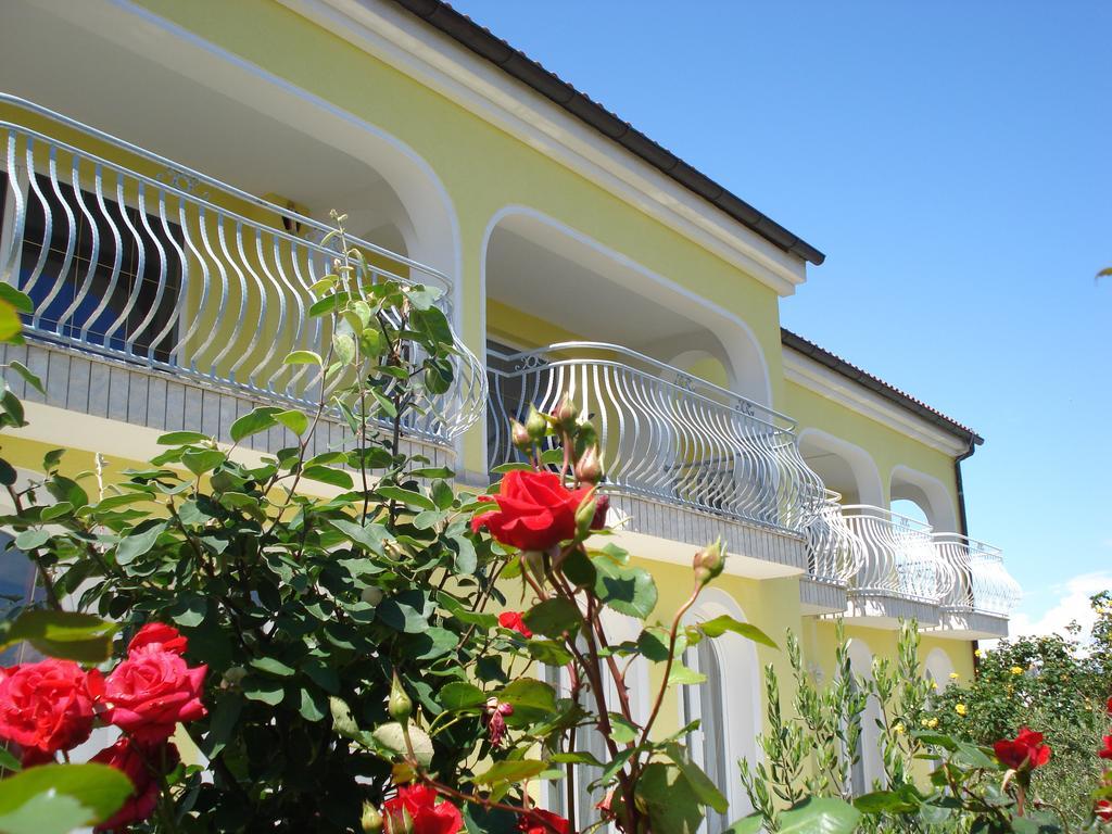 Ana Rooms Krk Town Exterior photo
